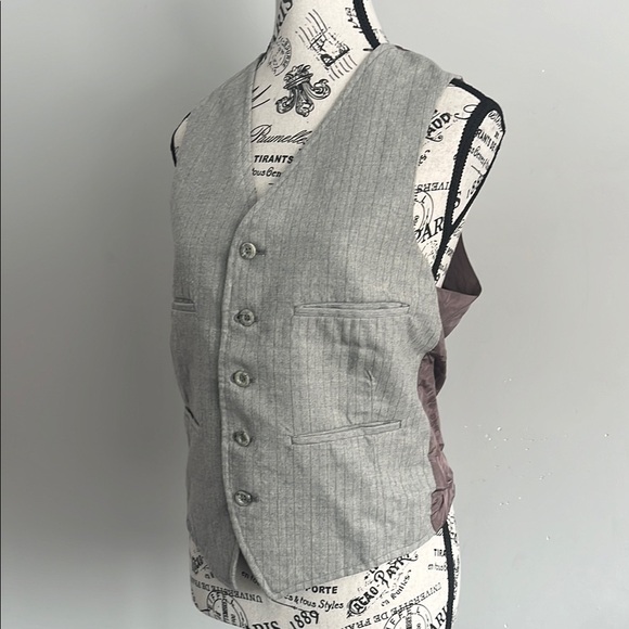 Pinstripe Gray wool Waistcoat — Dark Academia / Grandpa Vibes - Picture 4 of 5